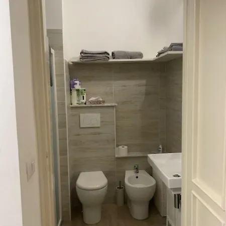 Maria Vittoria Ss Daire *